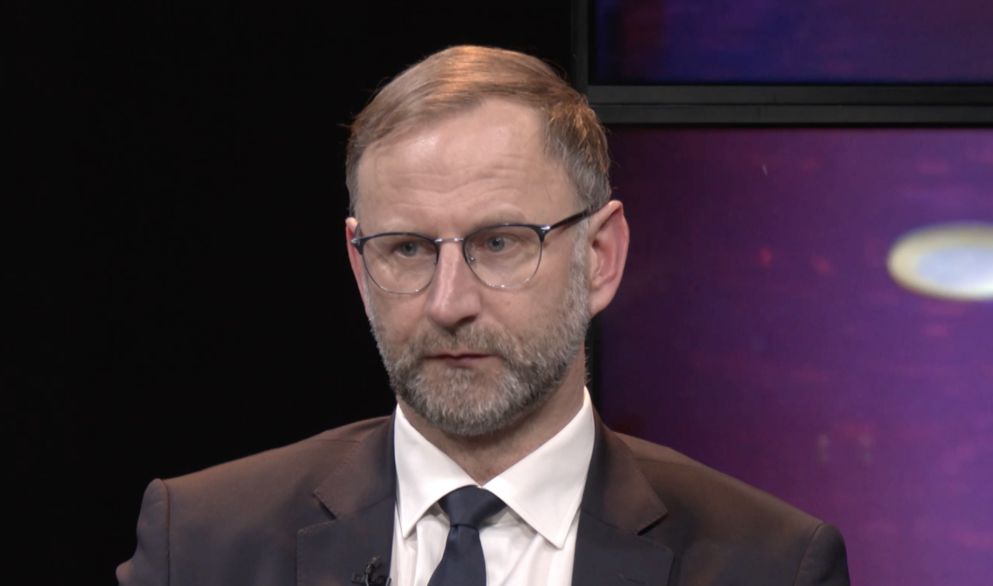 Zemniekiem auto ceļu lietošanas nodeva nebūs jāmaksā deviņus<br>mēnešus gadā