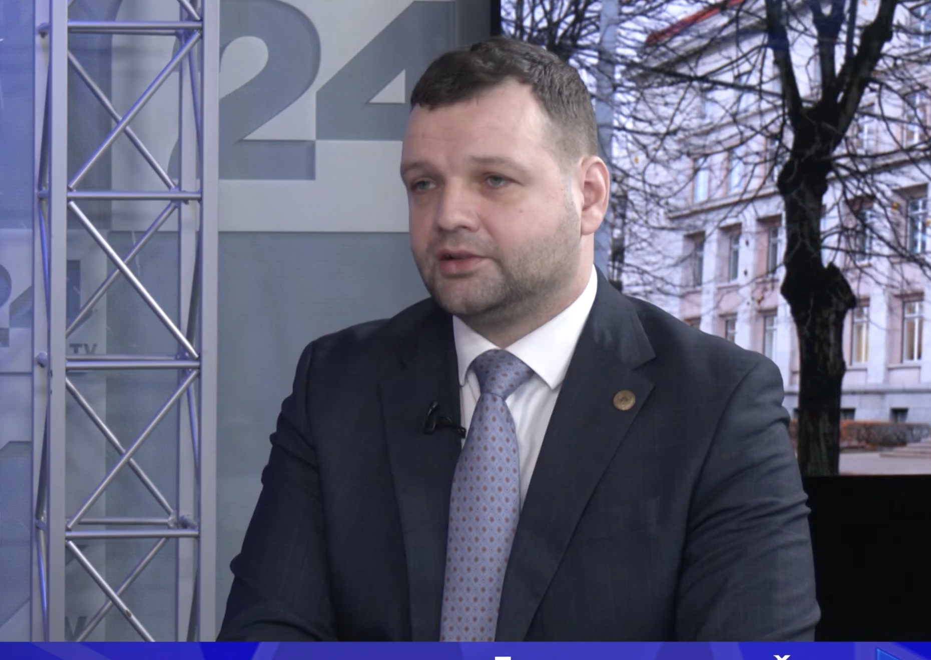 Ministri Melbārde un Uzulnieks sola aktīvi mazināt vardarbību skolās un ģimenēs