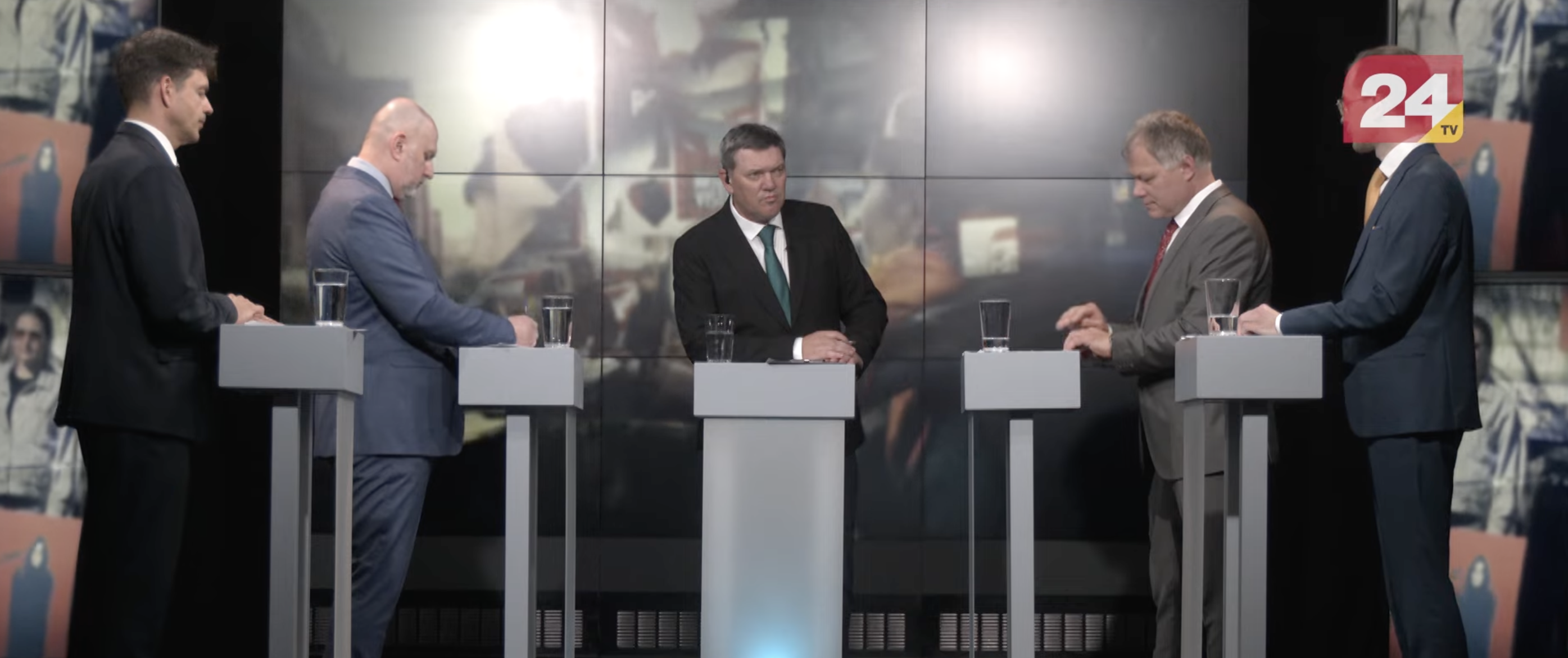 Politiķu debates: Sevi saucam par dronu lielvalsti, bet esam notriekuši vienu dronu!