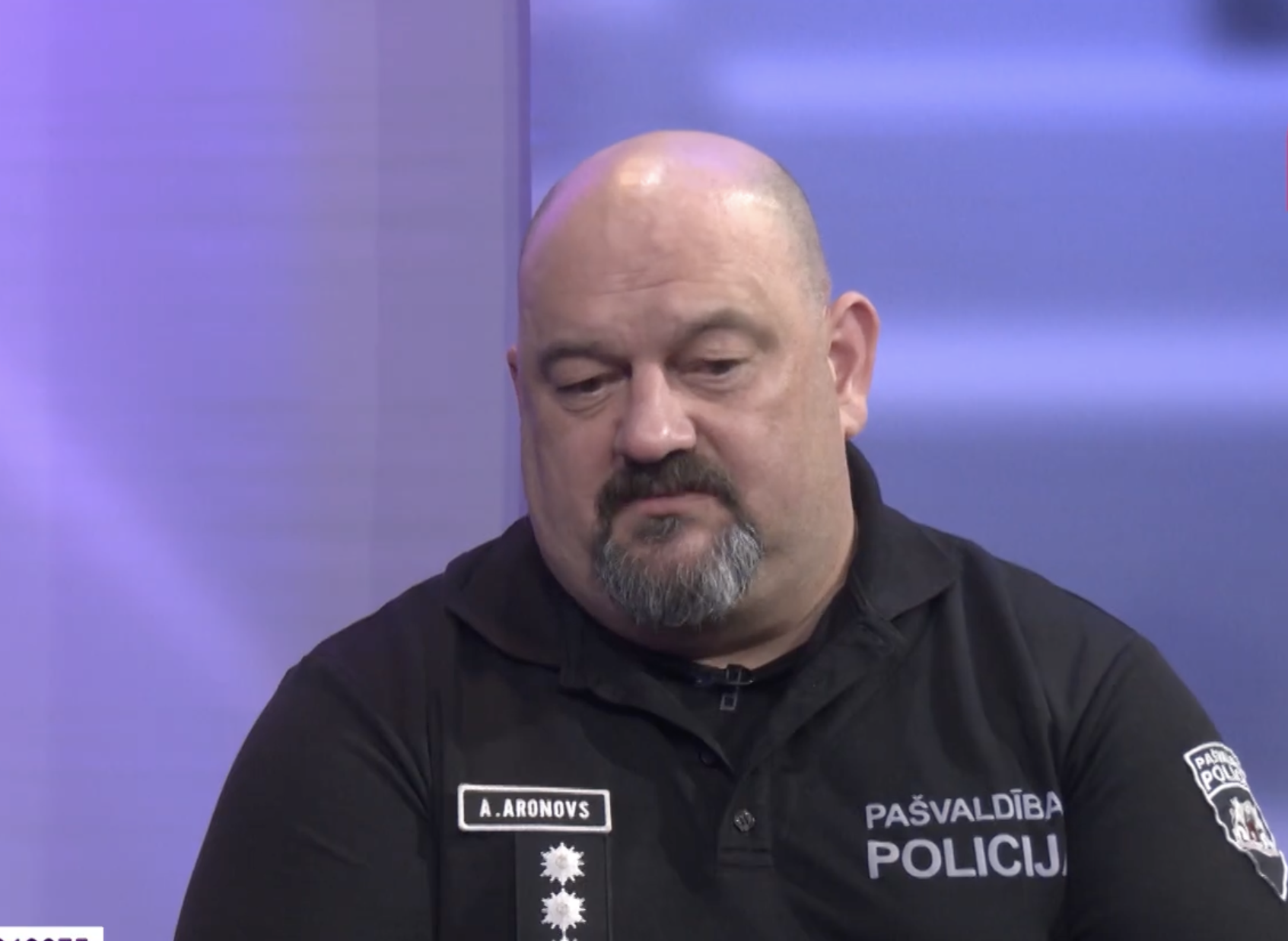 Policijas kampaņā secināts: negodprātīgi tirgotāji pusaudžiem pārdod alkoholu